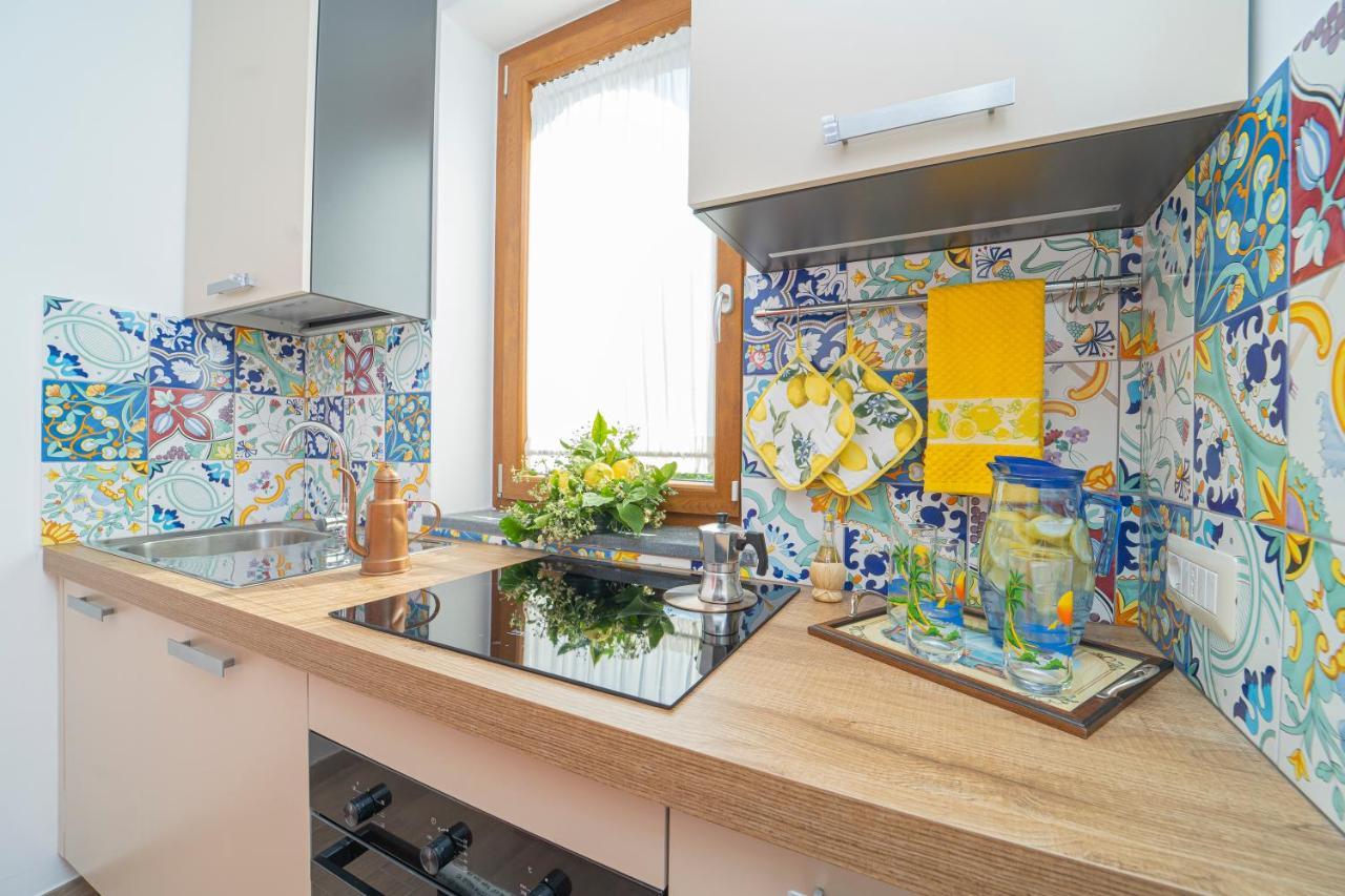 Tra Sole E Limoni Apartments Трамонти Екстериор снимка